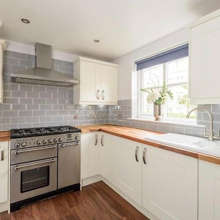 Cosy Roseburn Apartment, Edinburgh - 2 Bedrooms, Free Parking מראה חיצוני תמונה
