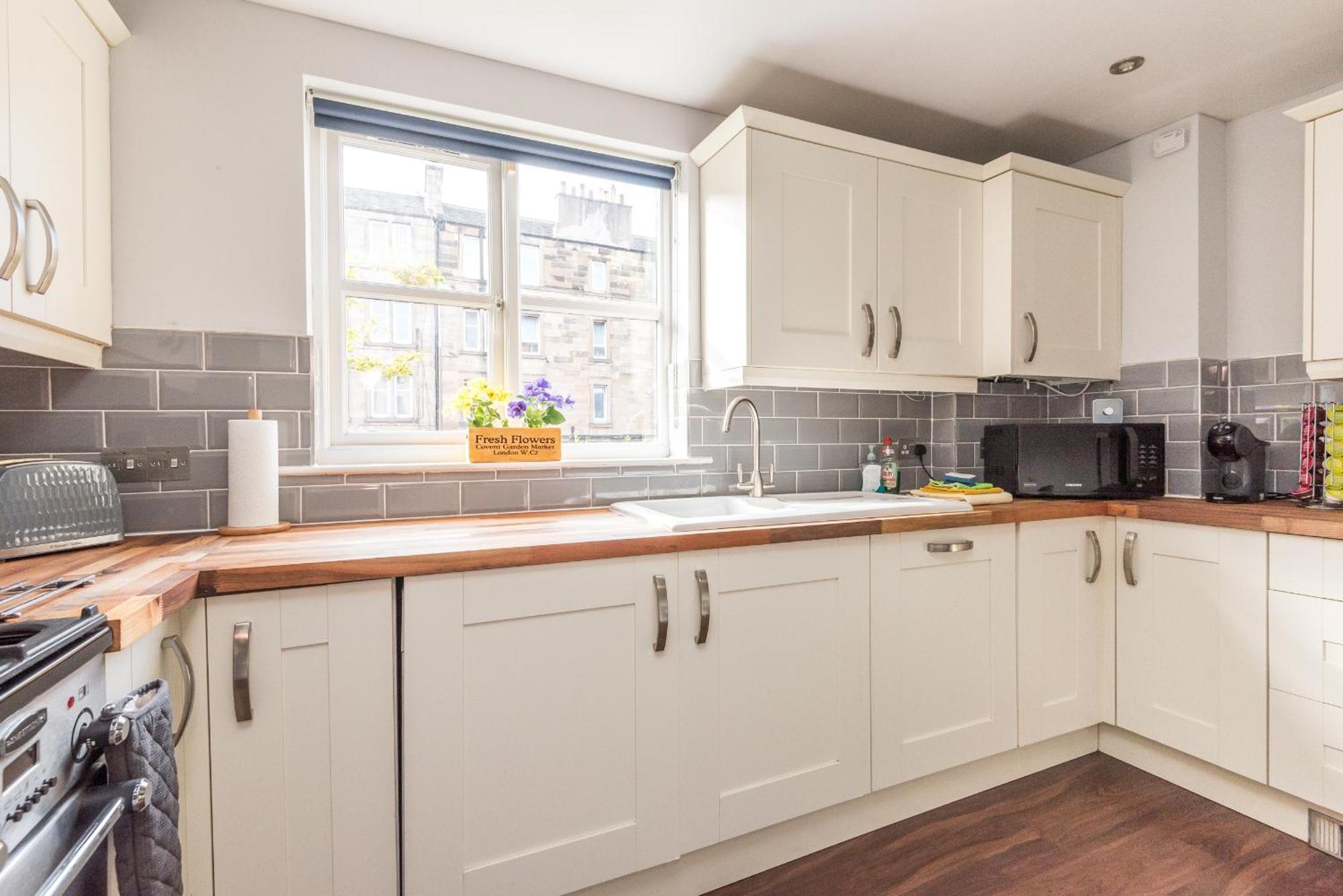 Cosy Roseburn Apartment, Edinburgh - 2 Bedrooms, Free Parking מראה חיצוני תמונה