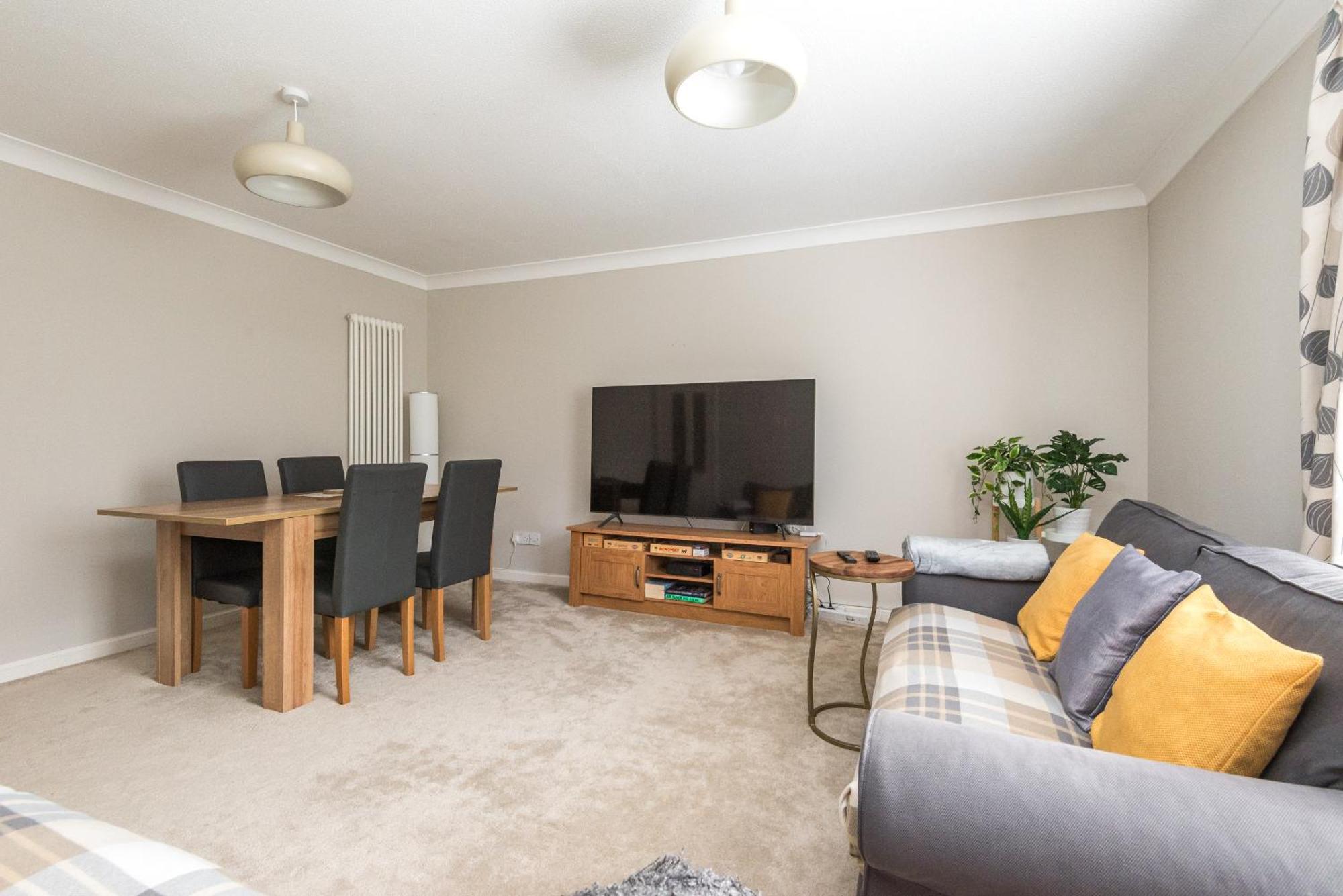 Roseburn Apartment, Edinburgh - 2 Bedrooms, Free Parking מראה חיצוני תמונה